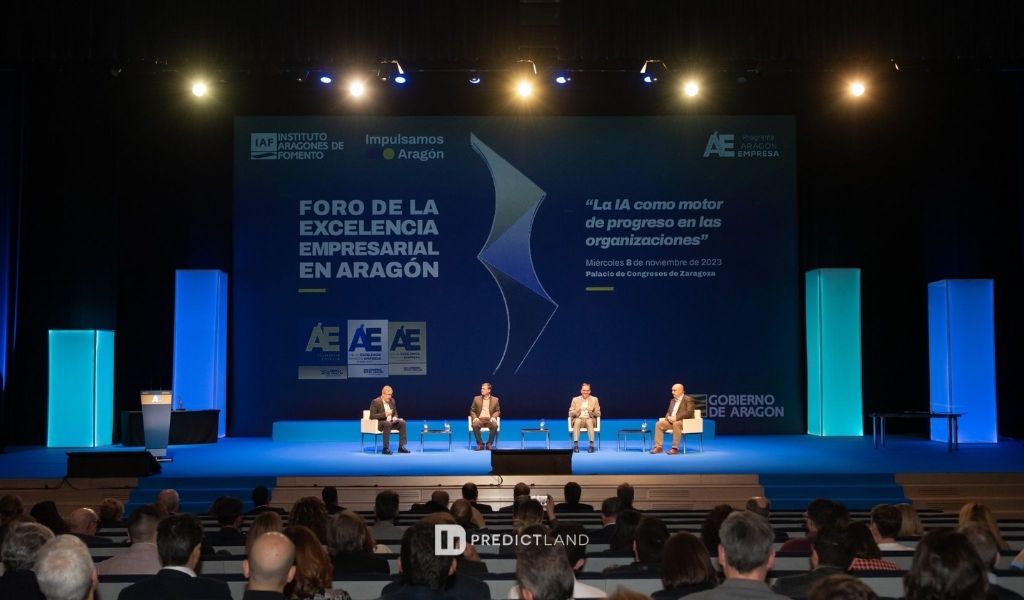 Mesa redonda “La cuenta atrás de la IA. Los mejores casos” en el Foro de la Excelencia Empresarial 2023